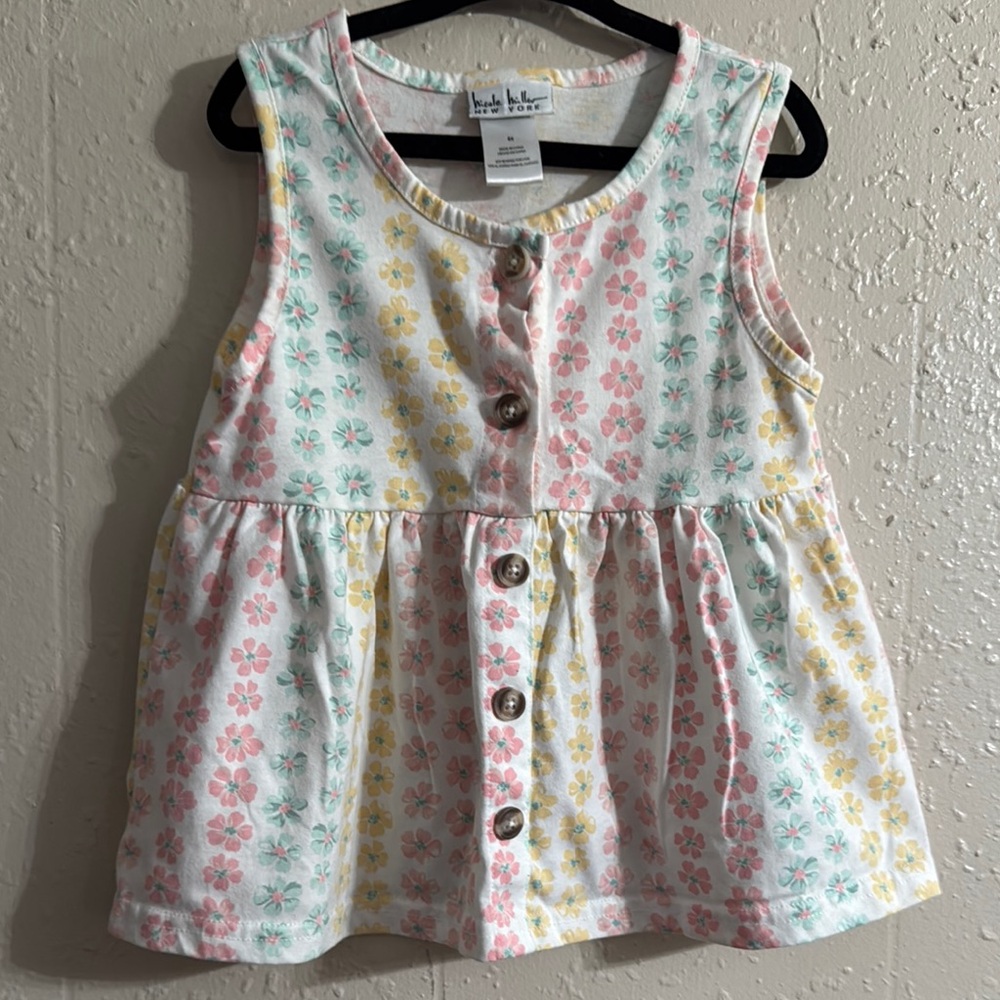 Nicole Miller Pastel Floral Sleeveless Blouse